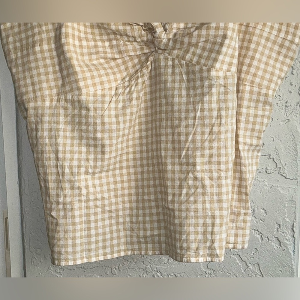 Old Navy Gingham Spaghetti Strap Women's Top (NWOT) - Picture 4 of 8